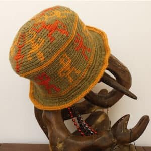 dancing crochet hat pattern green side view