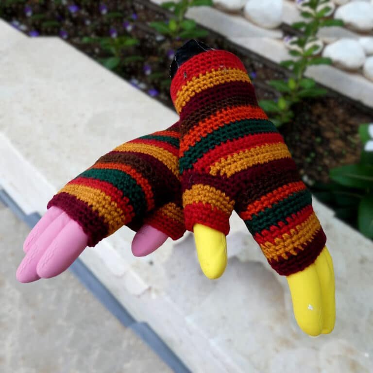 Crochet fingerless gloves both hands