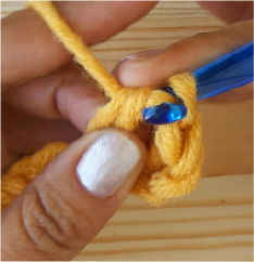 13 TR pull through 2 loops Katie McCrochet