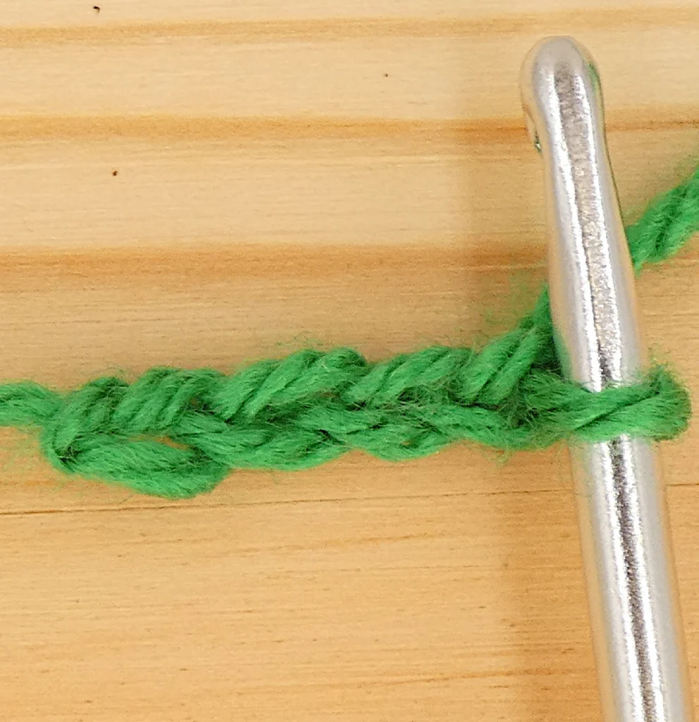 Crochet circle pattern - crochet circle photo pattern round 1