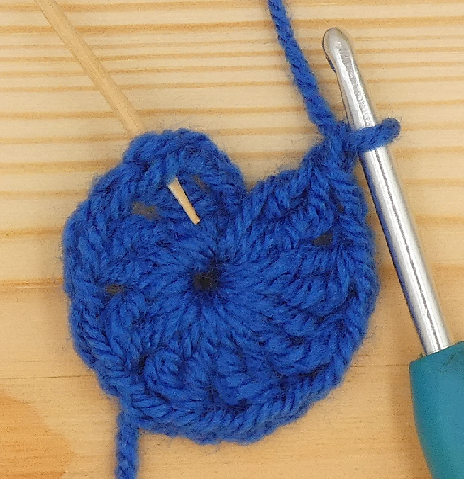 crochet pattern - easy crochet granny wheel / crochet wagon wheel crochet pattern photo pattern round 1 slipstitch