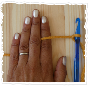How to Crochet the Chain Stitch - Crochet Yarn Hold 4