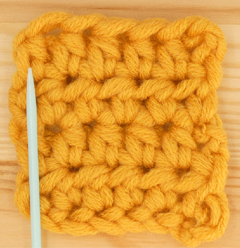 Border Half treble / Half double Crochet photo instructions left Stitch 1 placement front