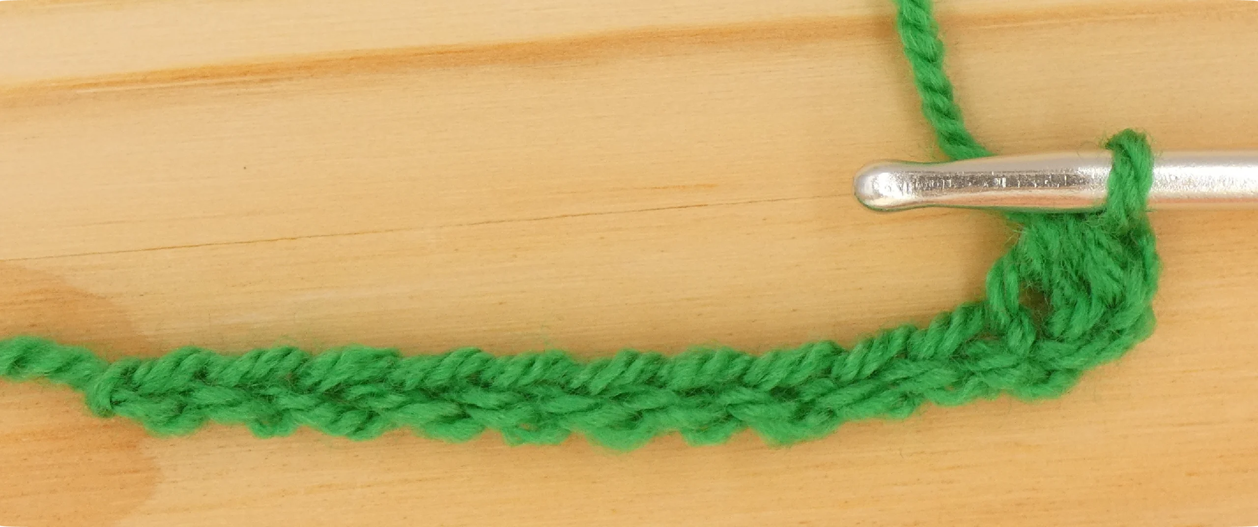 Crochet Pattern Htr Hdc Mesh, Row 1 1st stitch