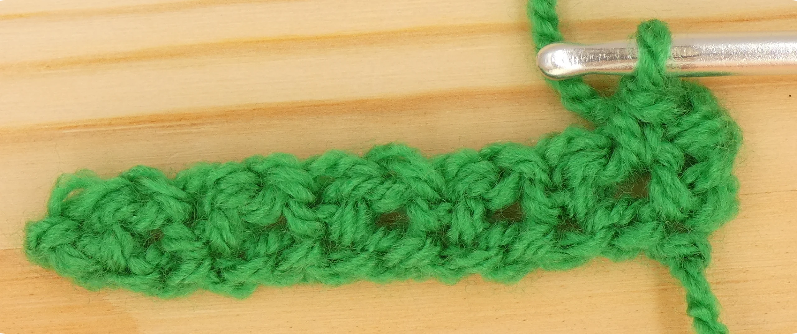 Moss Stitch Crochet Photo Instructions Row 2a Dc stitch