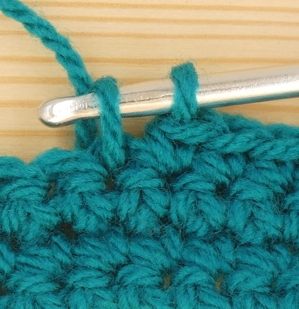 Crochet Decreases - Dc Dec middle row 2 loops on hook