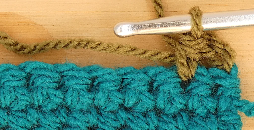Crochet Row Colour change - htr crochet as normal