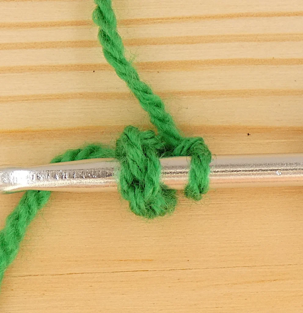 Crochet circle chain ring