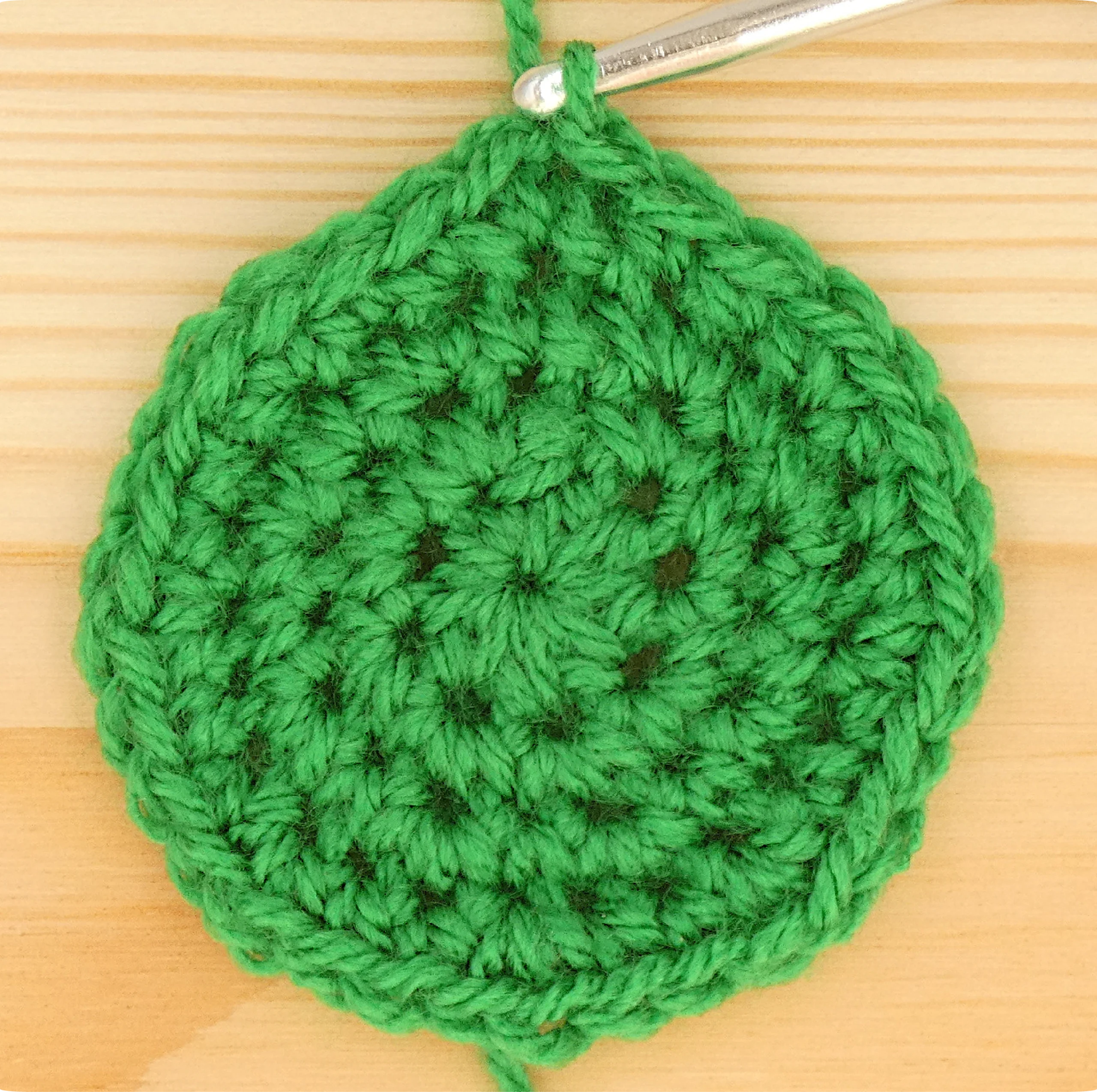 Crochet circle pattern - crochet circle photo pattern round 4
