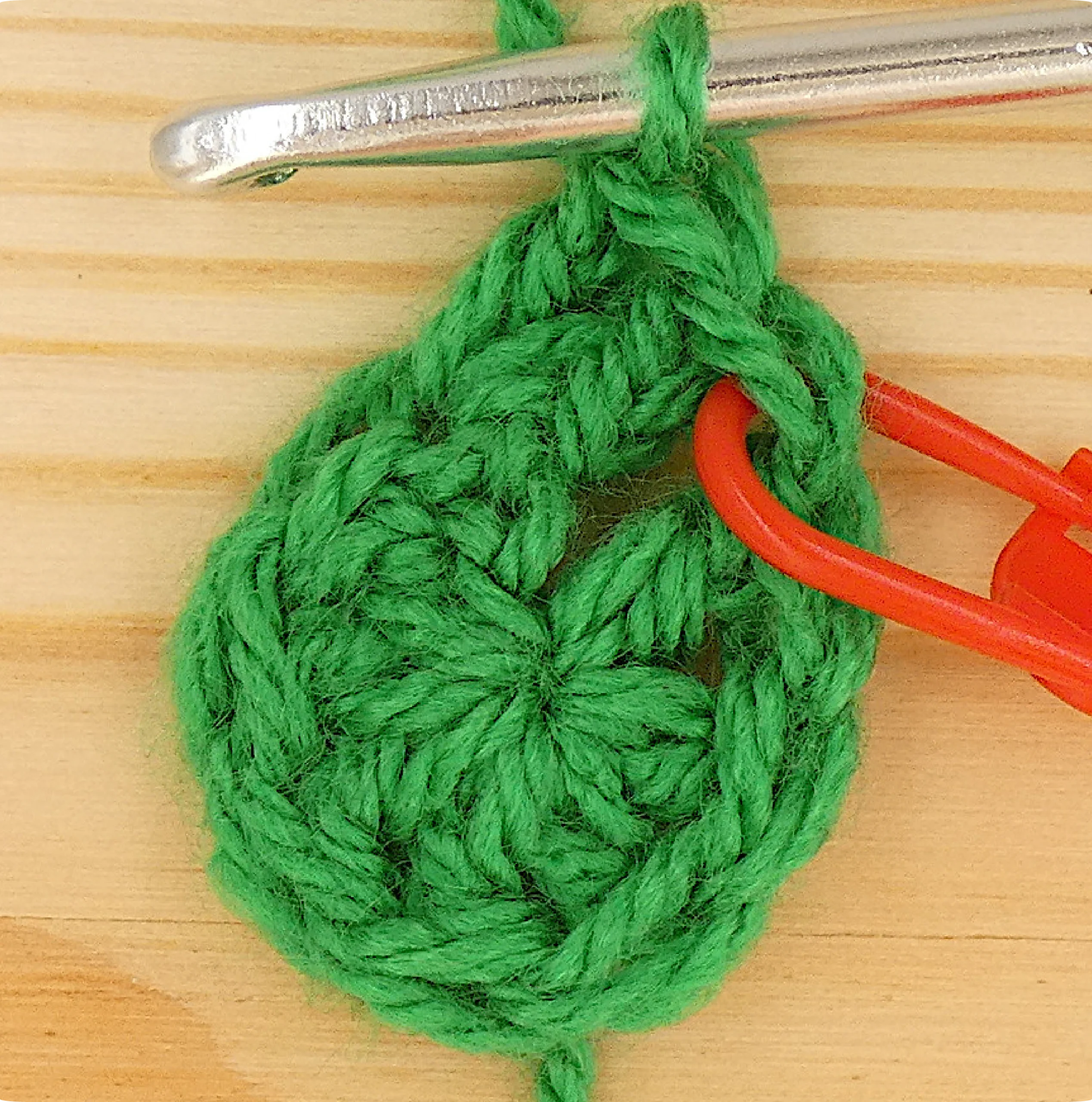 crochet circle Tr treble Dc double continuous circle photo pattern perfect round shape round 2