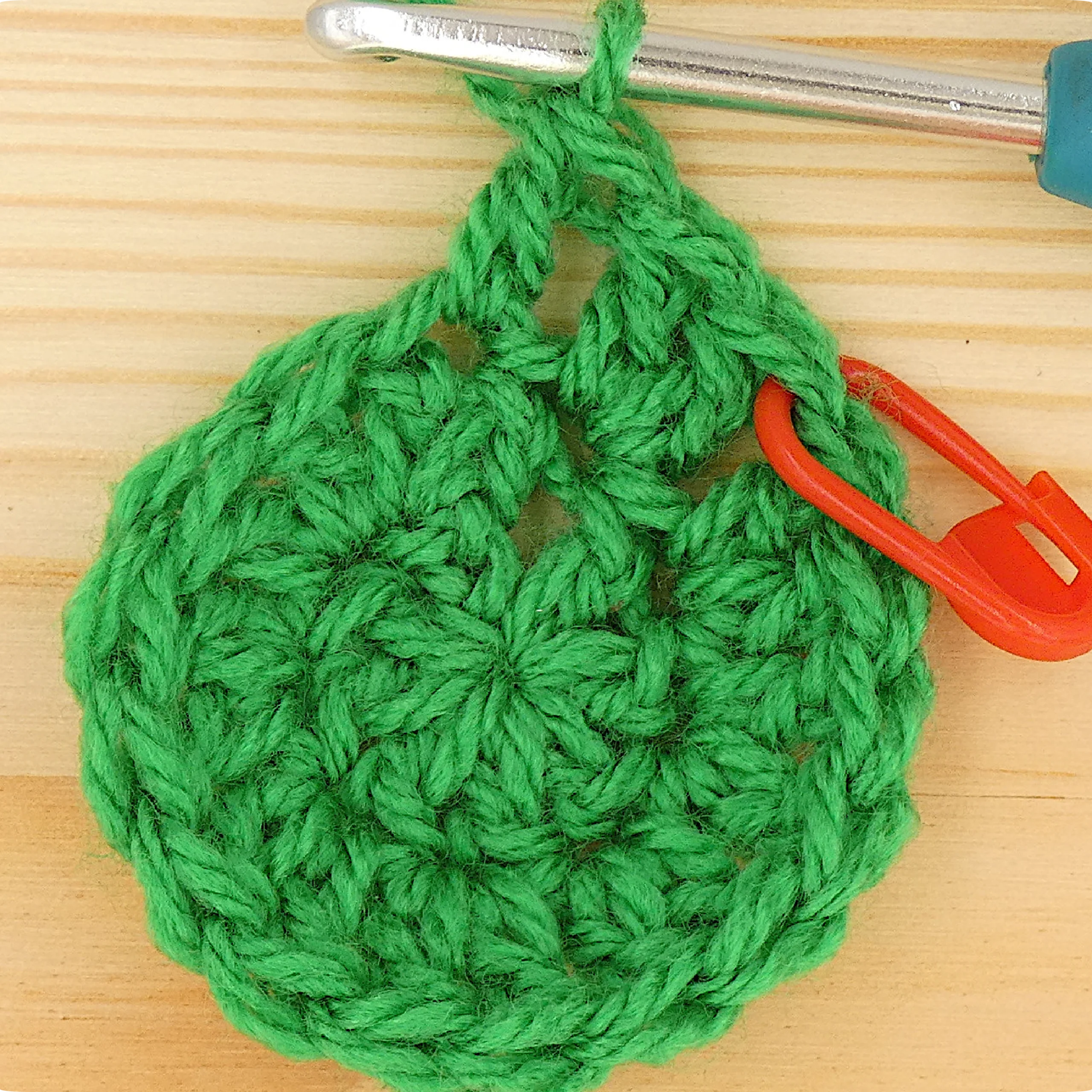 crochet circle Tr treble Dc double continuous circle written pattern perfect round shape round 3