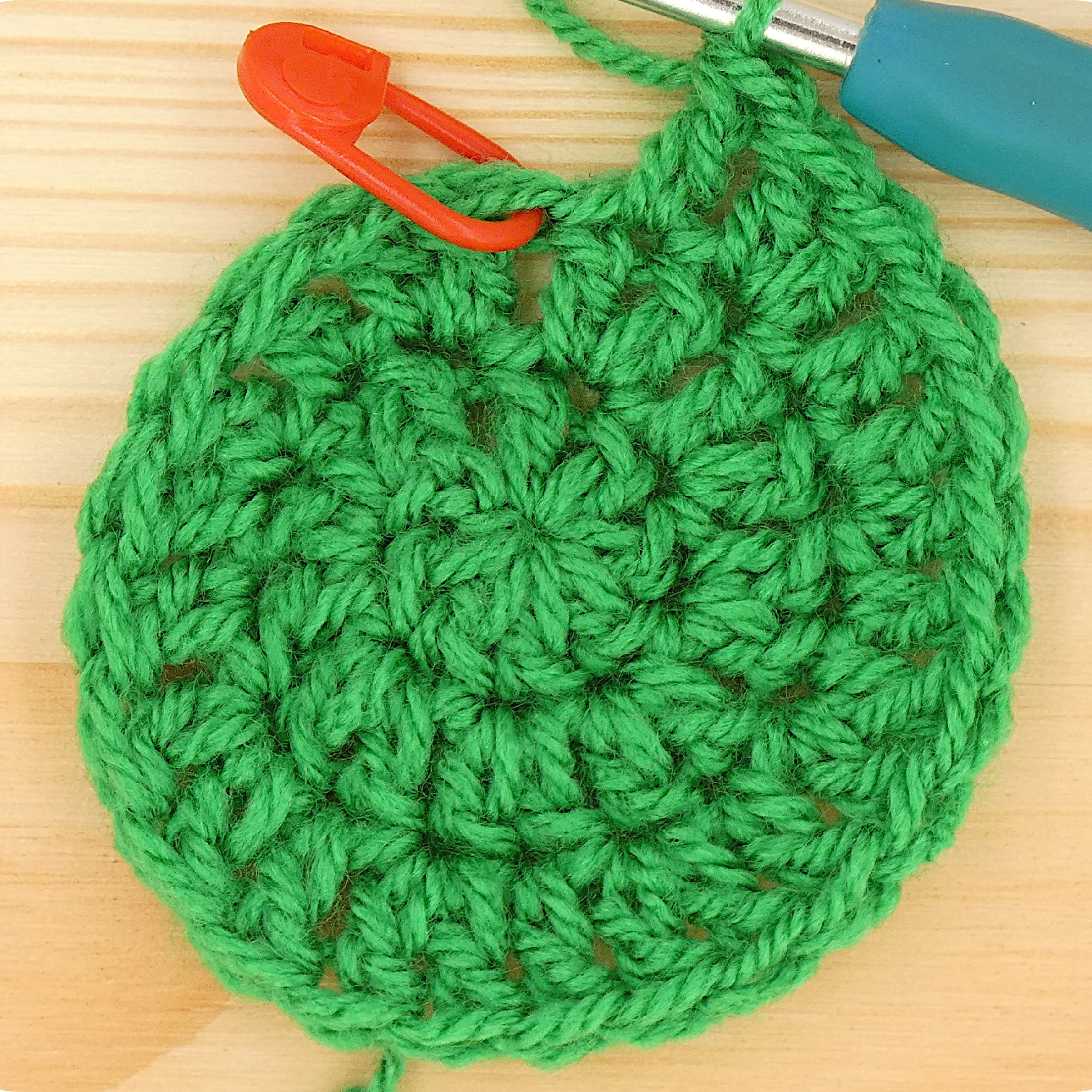 crochet circle Tr treble Dc double continuous circle written pattern perfect round shape round 3