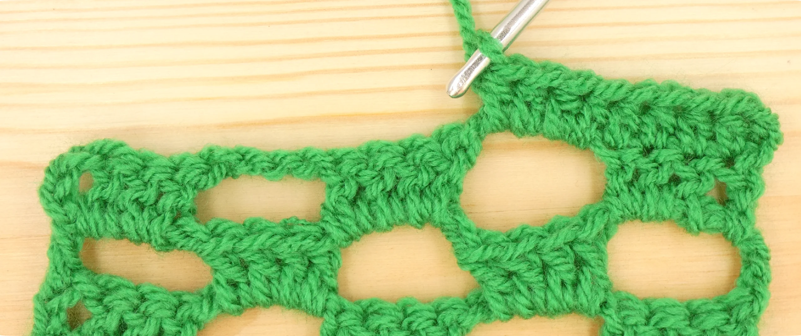 Crochet Pattern - Crossed Trebles chart pattern row 5