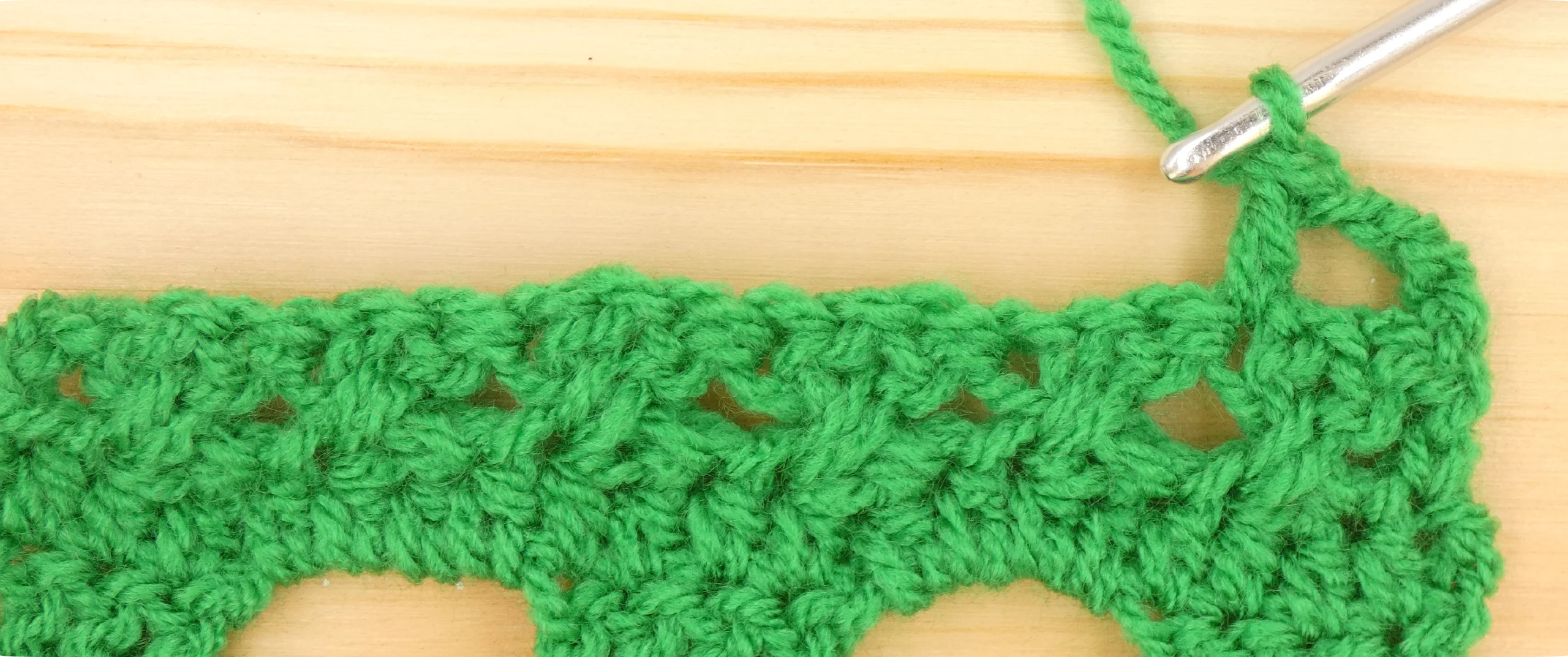 Crochet Pattern - Crossed Trebles photo pattern row 7