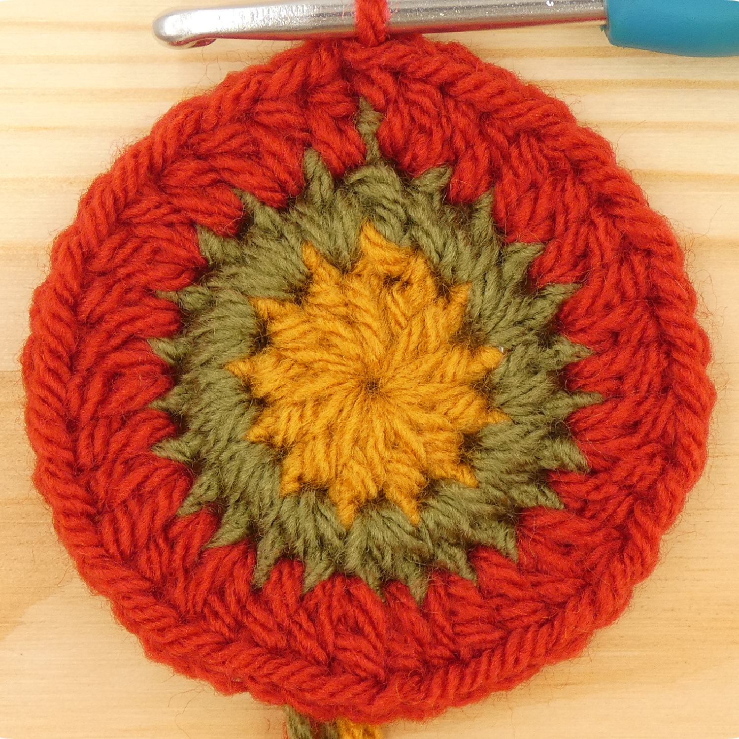 crochet pattern - easy crochet flower crochet photo pattern round 3 finished