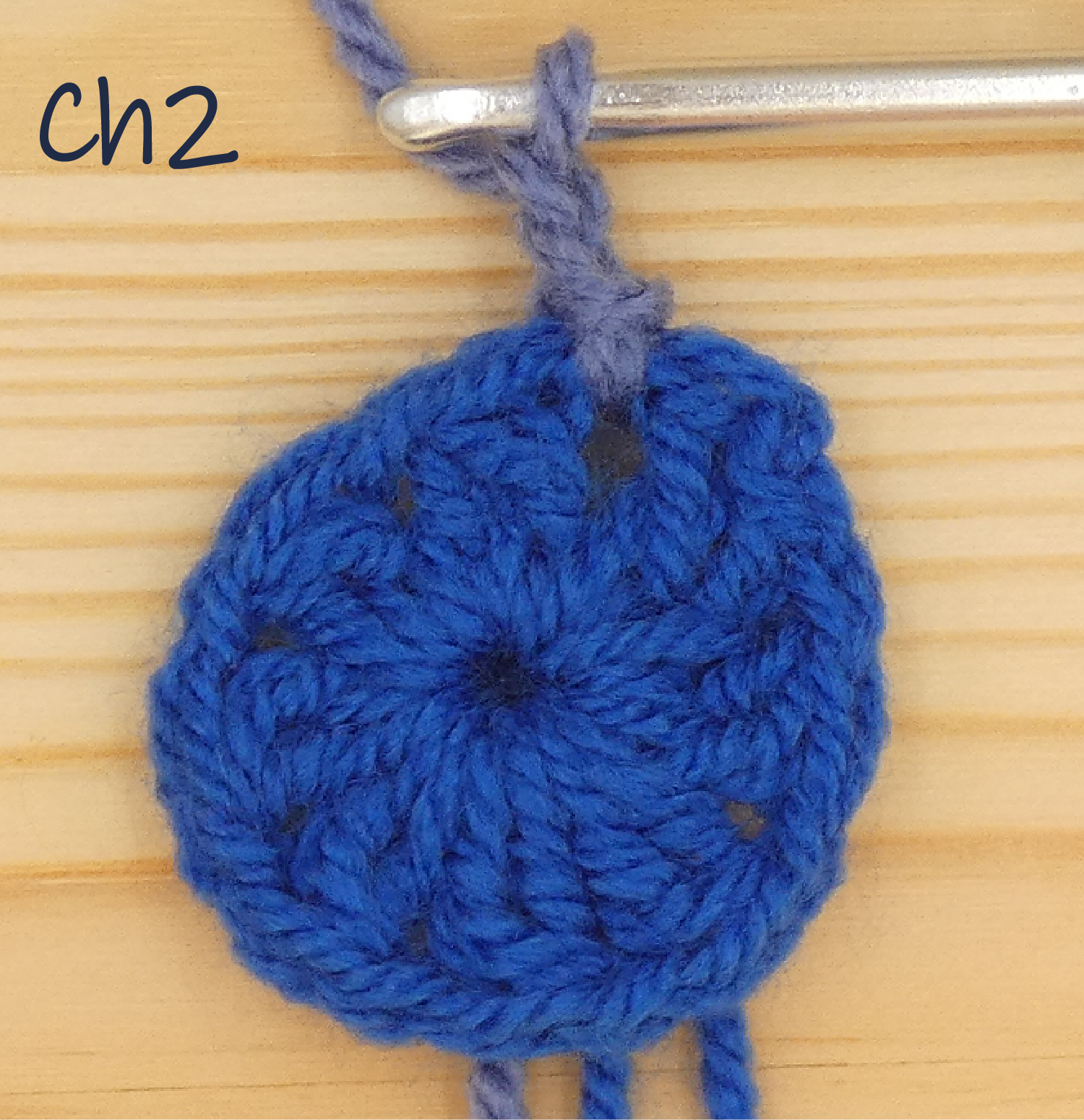 crochet pattern - easy crochet granny wheel / crochet wagon wheel crochet pattern photo pattern round 2, chain 2