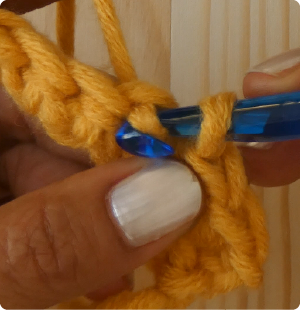 SS3 pull yarn back 3 Katie McCrochet