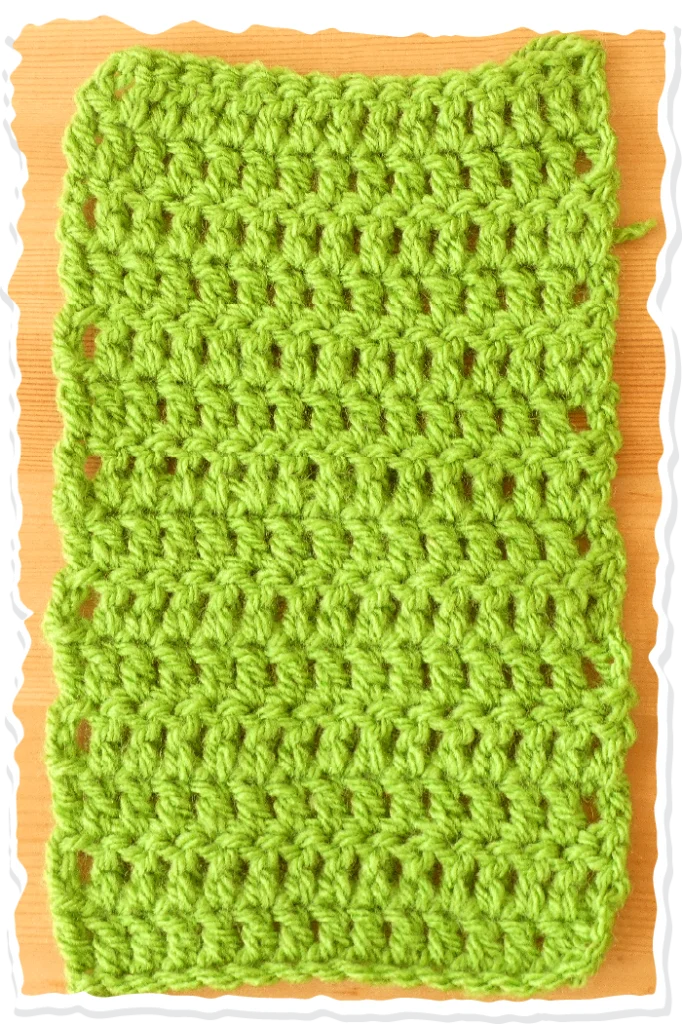 02 L5 TR3 swatch Img 1 Katie McCrochet
