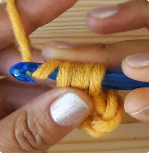 13 M1 TR yarn over 1 Katie McCrochet