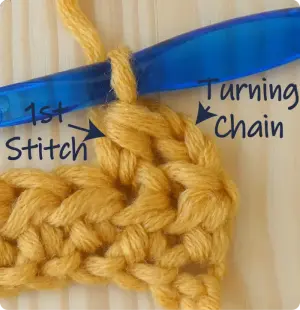 28 M2 row 2 1st stitch Katie McCrochet