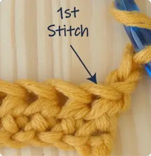 37 M3 chain 2 work 1st stitch row 2 1st stitch placement Katie McCrochet