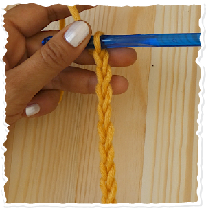 How to Crochet the Chain Stitch - Chain Made
