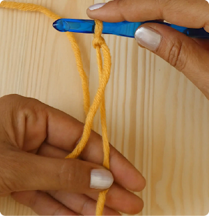 How to Crochet the Chain Stitch - Pull tail
